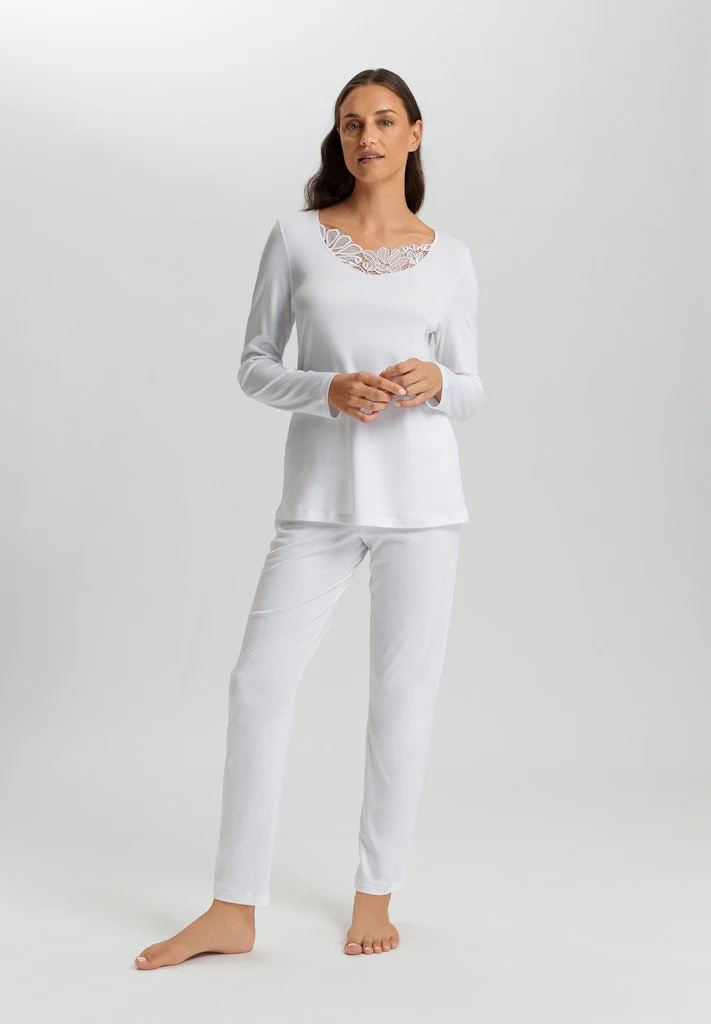 Belina  – Long Sleeved Pyjamas