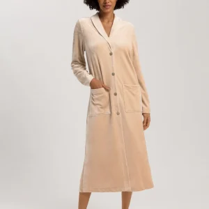 Favourites - Robe